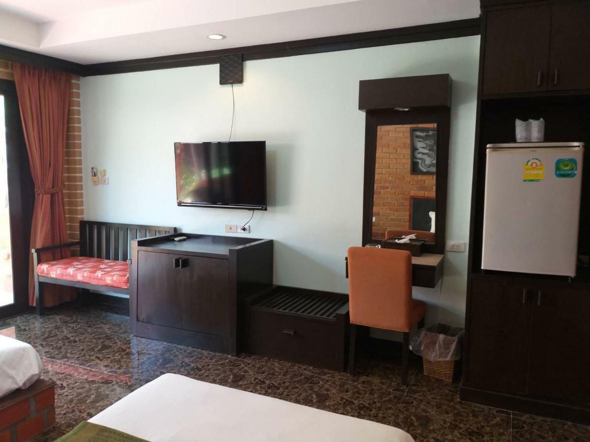 Aonang Beach Home Krabi Bagian luar foto