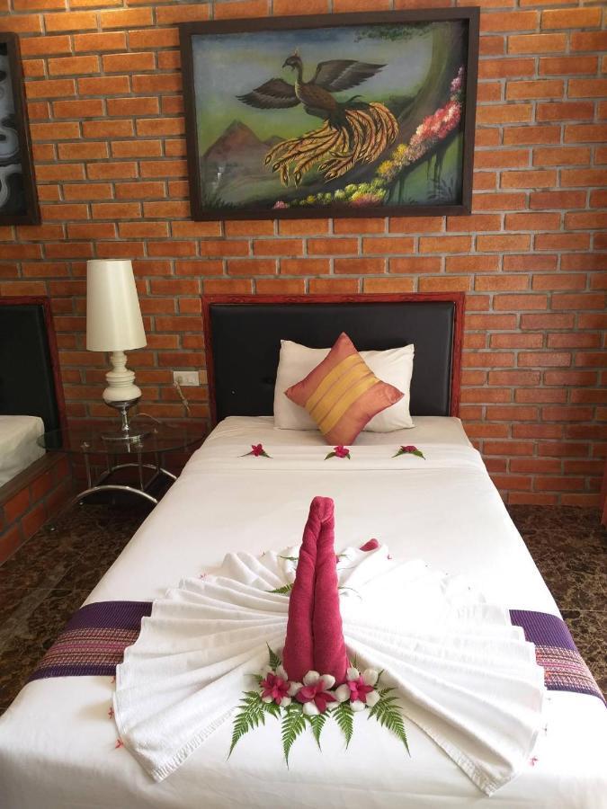 Aonang Beach Home Krabi Bagian luar foto