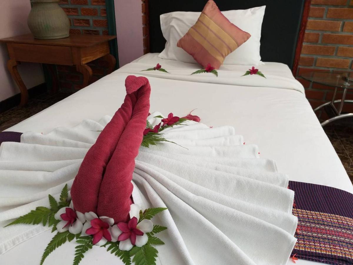 Aonang Beach Home Krabi Bagian luar foto